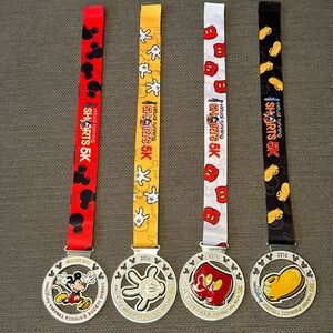 Disney 2016 Run Disney Medal Virtual Running Shorts Series 5K